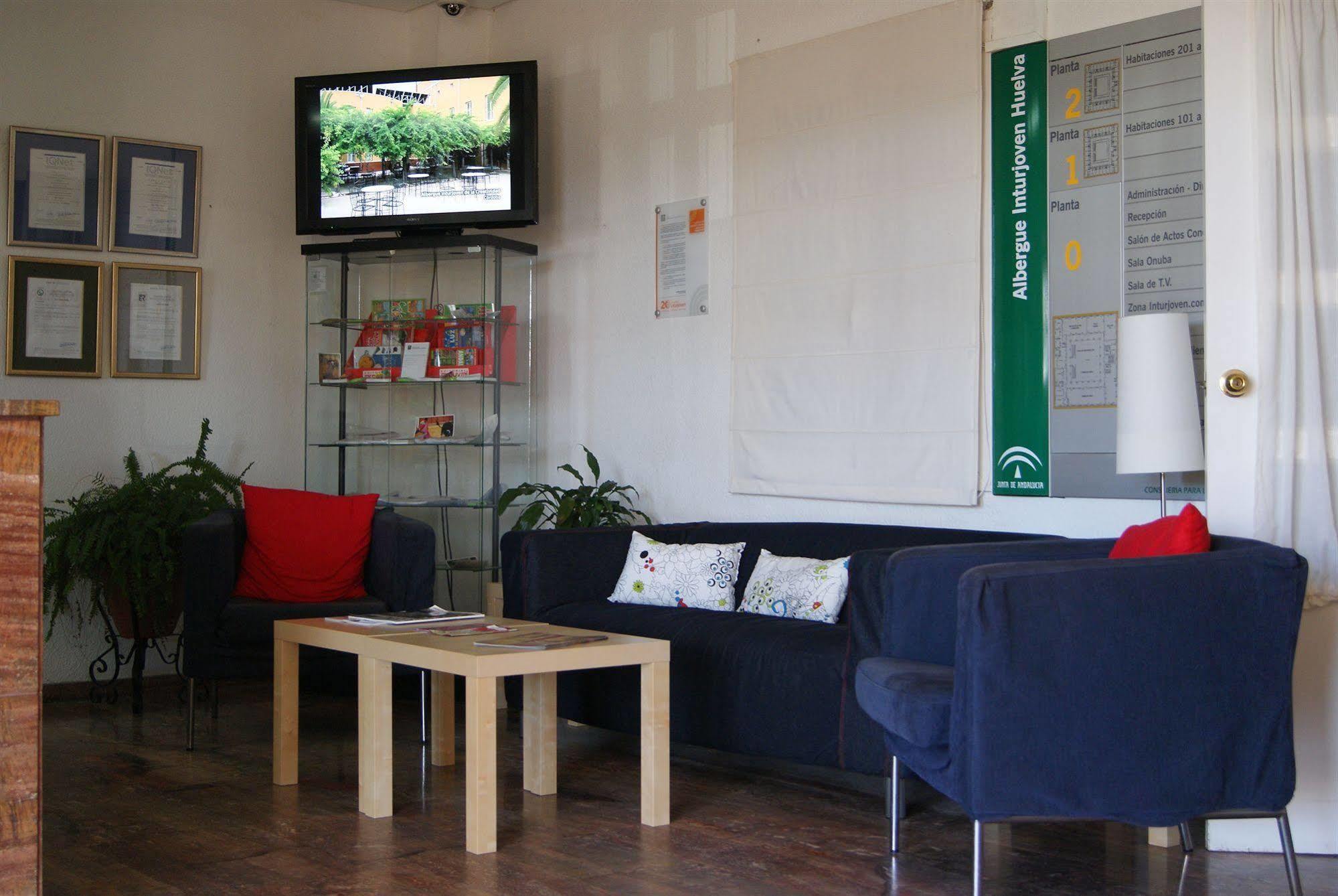 Albergue Inturjoven Huelva Exterior photo