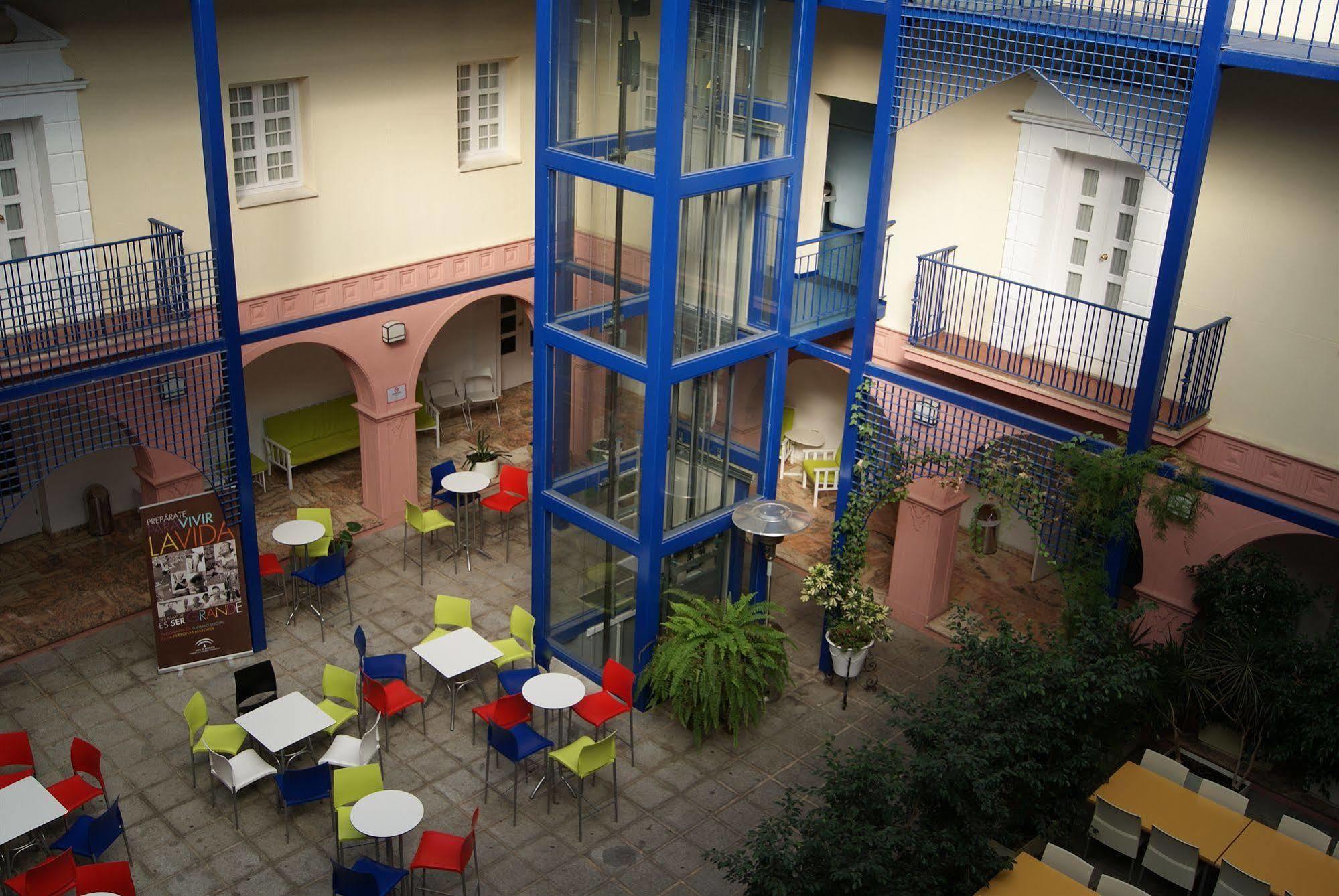 Albergue Inturjoven Huelva Exterior photo